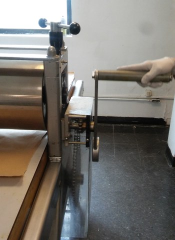 Hilary_Lorenz_Weimer_crank_press